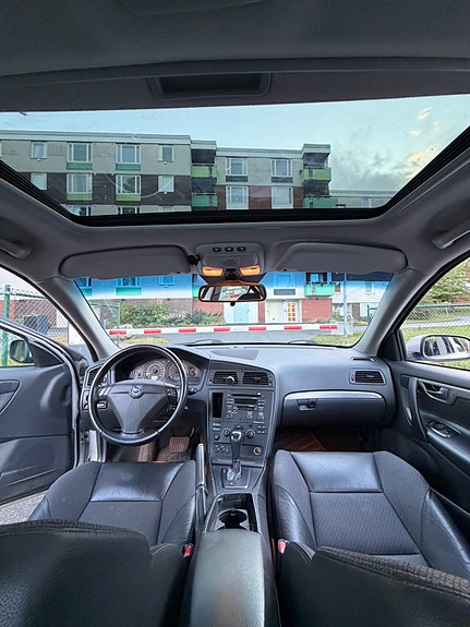 Volvo S60 6 of 6