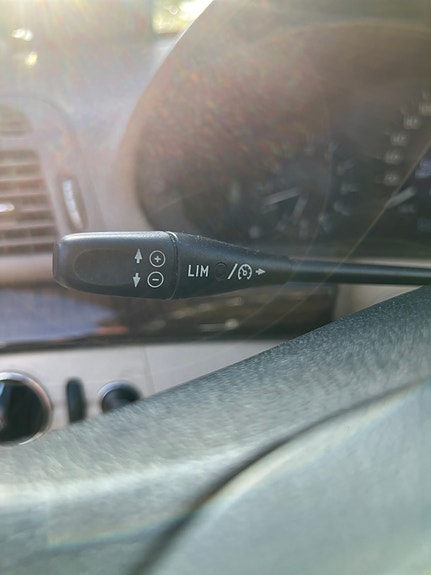 Mercedes-Benz E200 18 of 20