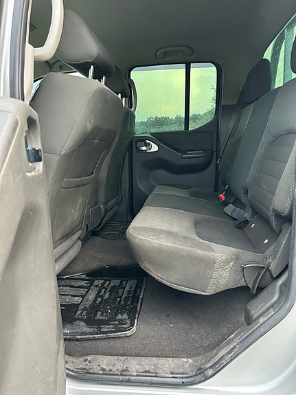 Nissan Navara 9 of 10