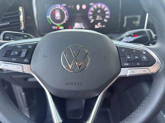 Volkswagen Tiguan 14 of 16