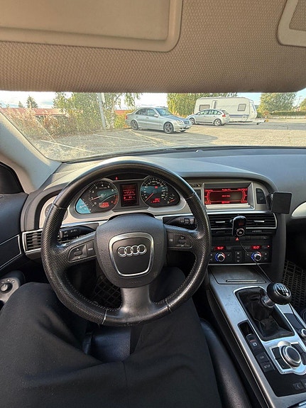 Audi A6 4 of 6