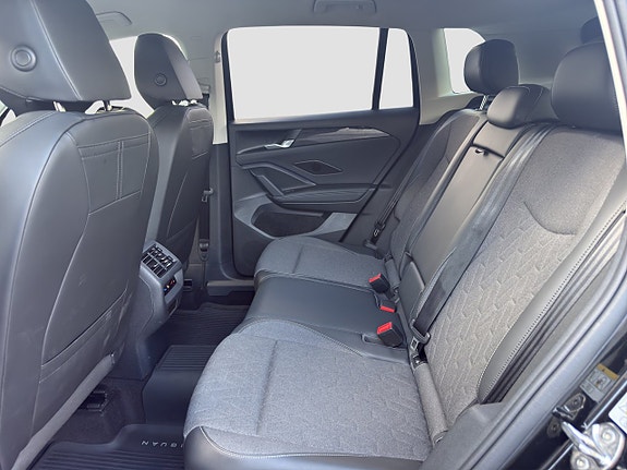Volkswagen Tiguan 11 of 15