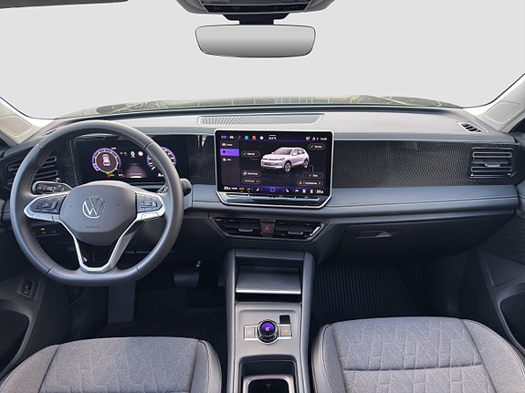 Volkswagen Tiguan 10 of 15