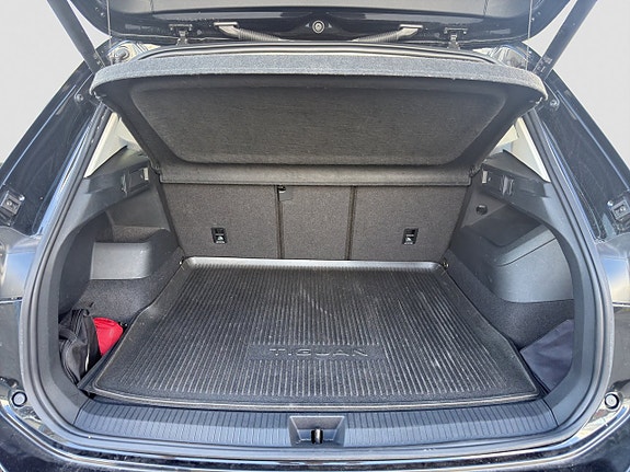 Volkswagen Tiguan 12 of 15