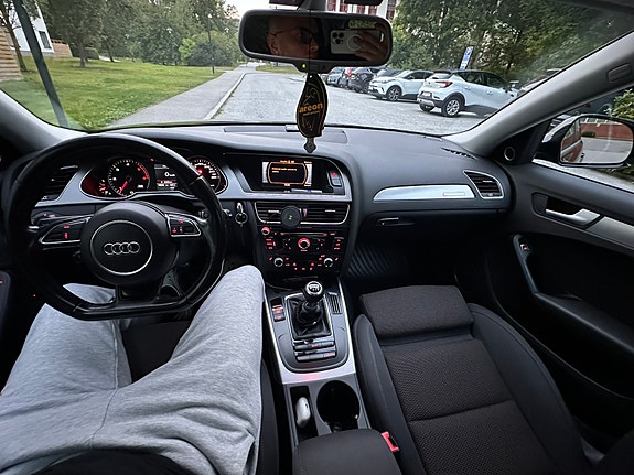 Audi A4 allroad 12 of 13