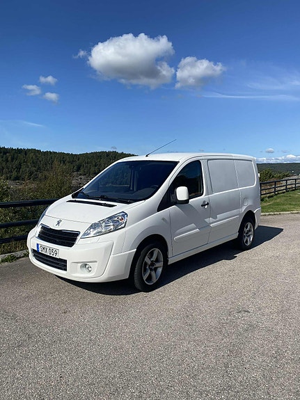 Peugeot Expert 2 of 7
