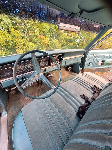 Chevrolet Impala 8 of 10