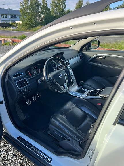 Volvo XC70 5 of 8