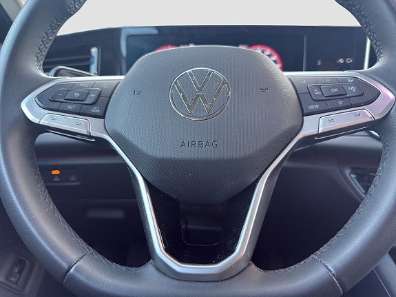 Volkswagen Tiguan 12 of 15