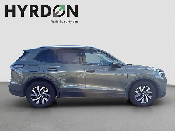 Volkswagen Tiguan 7 of 15