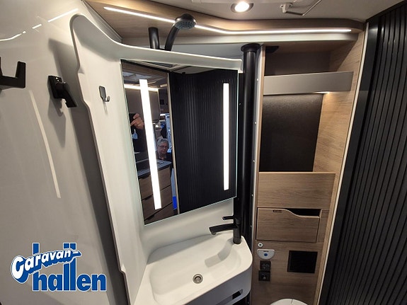 Knaus VAN TI PLUS 650 MEG 4x4 (Alde diesel)(inkommande) 15 of 21
