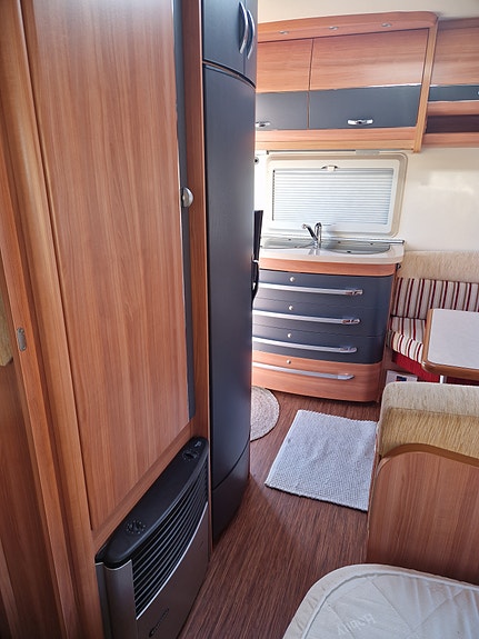 Hobby 400 SFE DE LUXE 8 of 8