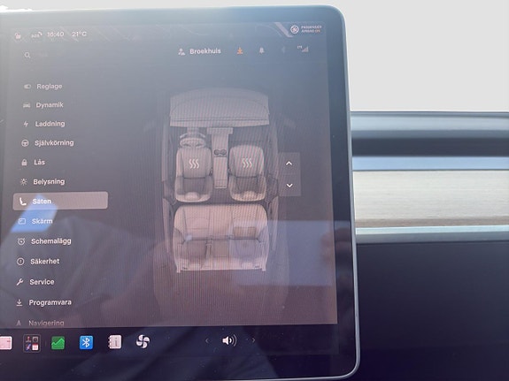 Tesla Model 3 17 of 21