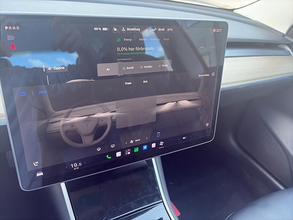 Tesla Model 3 18 of 21