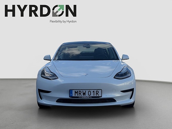 Tesla Model 3 2 of 21