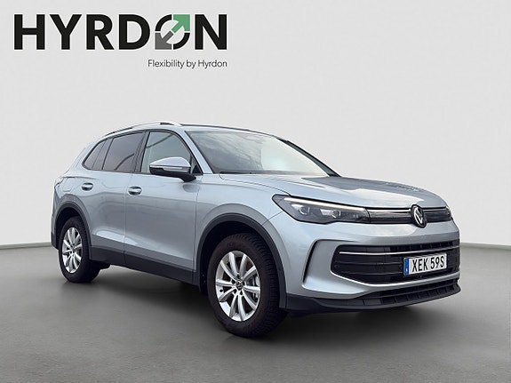 Volkswagen Tiguan 3 of 22