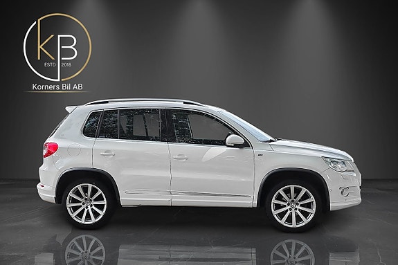 Volkswagen Tiguan 2 of 12