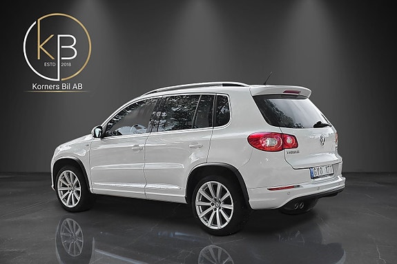 Volkswagen Tiguan 4 of 12