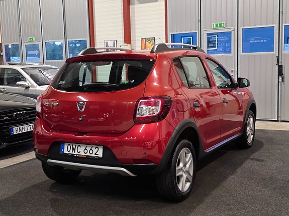 Dacia Sandero Stepway 4 of 16