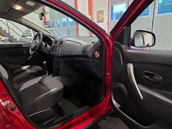 Dacia Sandero Stepway 9 of 16