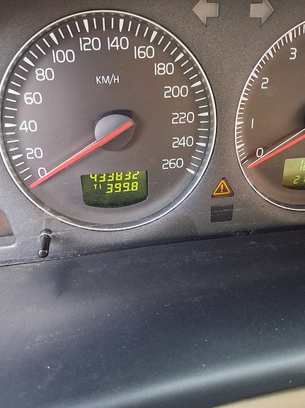 Volvo V70 4 of 8