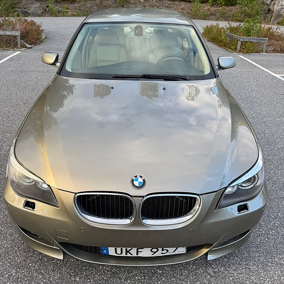 BMW 520i 21 of 30