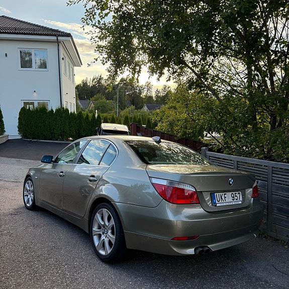 BMW 520i 6 of 30