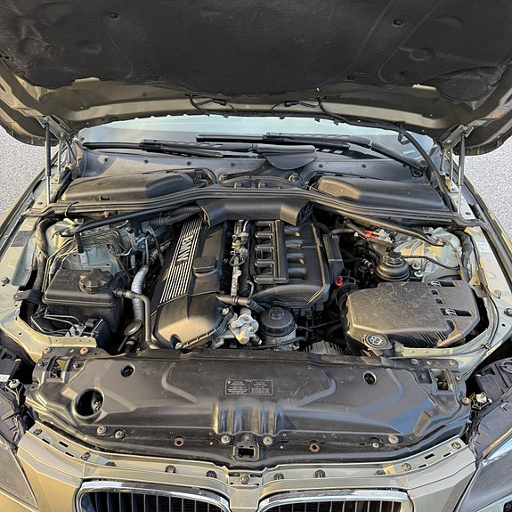 BMW 520i 22 of 30