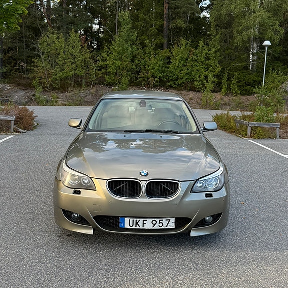 BMW 520i 19 of 30