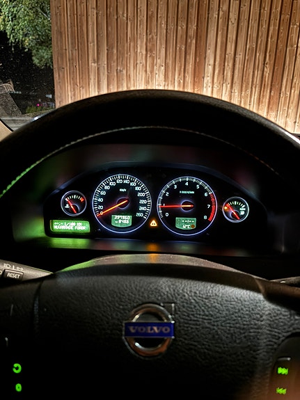Volvo V70 9 of 13