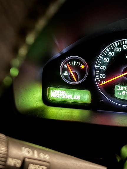 Volvo V70 10 of 13