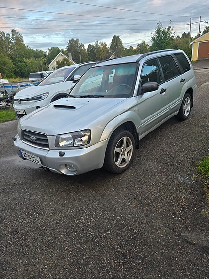 Subaru Forester 3 of 8