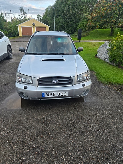 Subaru Forester 2 of 8