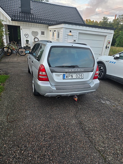 Subaru Forester 5 of 8
