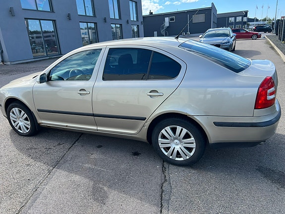 Skoda Octavia 5 of 8