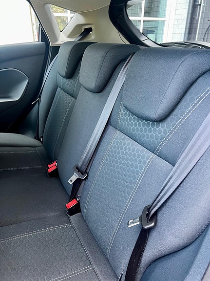 Ford Fiesta 12 of 16