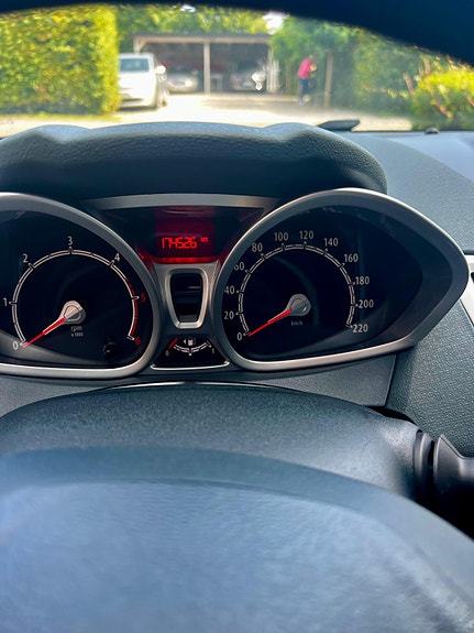 Ford Fiesta 6 of 16