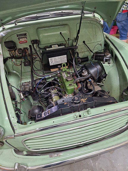Morris Minor 13 of 15