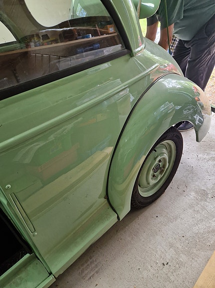 Morris Minor 7 of 15