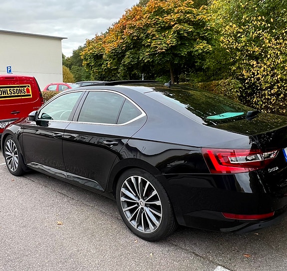 Skoda Superb 6 of 18