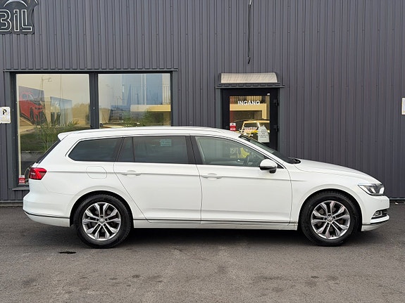 Volkswagen Passat 5 of 20