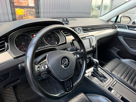 Volkswagen Passat 9 of 20