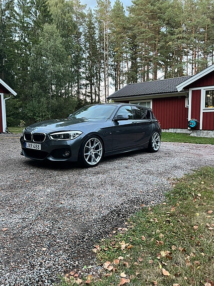 BMW 118d 3 of 6