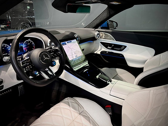 Mercedes-Benz SL43 13 of 20