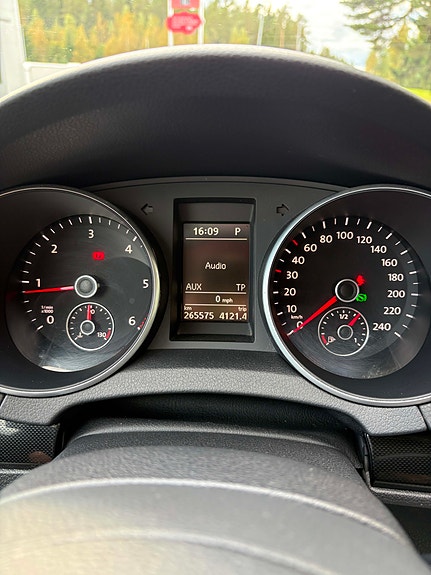 Volkswagen Golf VI 8 of 9