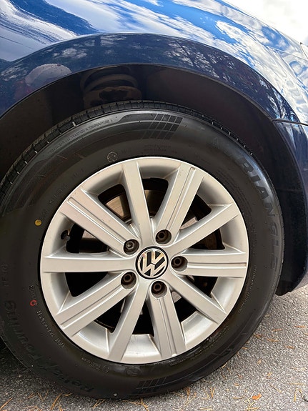 Volkswagen Golf VI 6 of 9