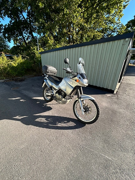 Kawasaki KLE500 6 of 9