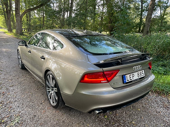 Audi A7 4 of 9