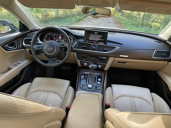 Audi A7 5 of 9