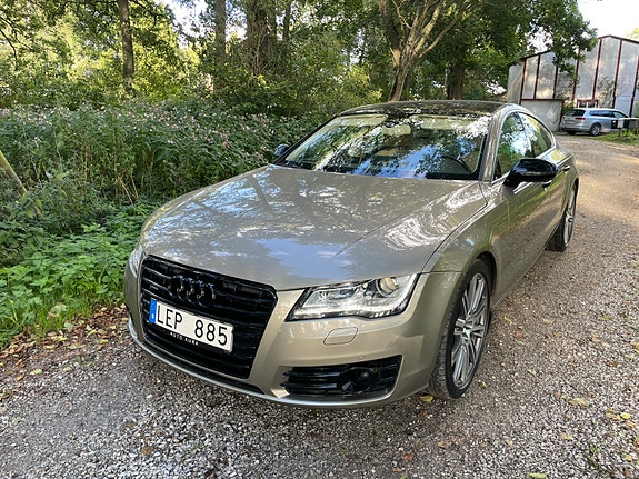 Audi A7 2 of 9